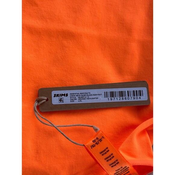 Skims Essential Crew Neck Sleeveless Bodysuit Orange Highlighter L/XL - Picture 11 of 11